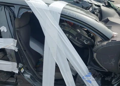 2010 Honda Accord 2.4 Lx-P z USA, uszkodzony, nr VIN 1HGCP2F49AA184074